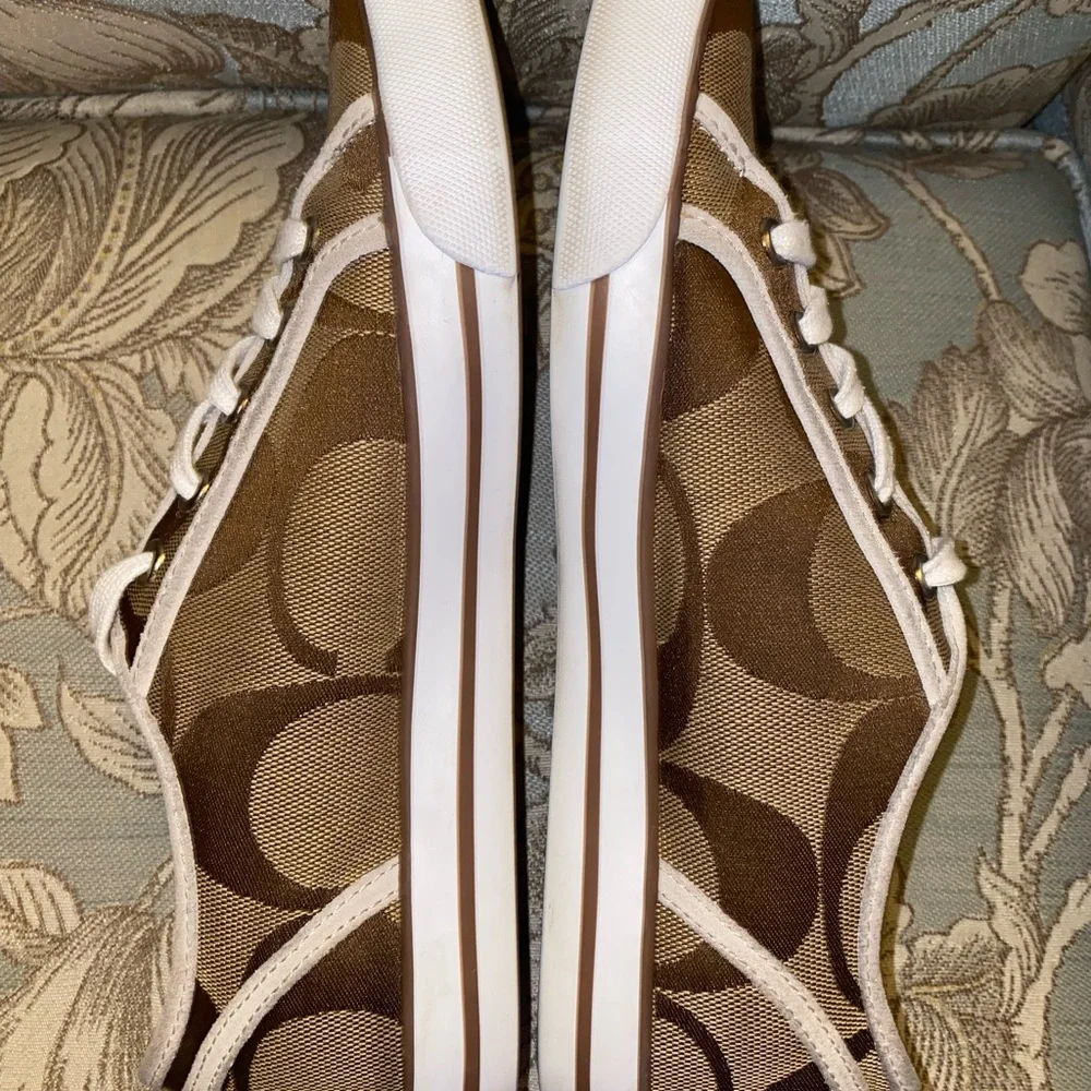 COACH DALIA DEE SIGNATURE CANVAS TENNIS SHOES SZ 8.5 - Picture 10 of 13